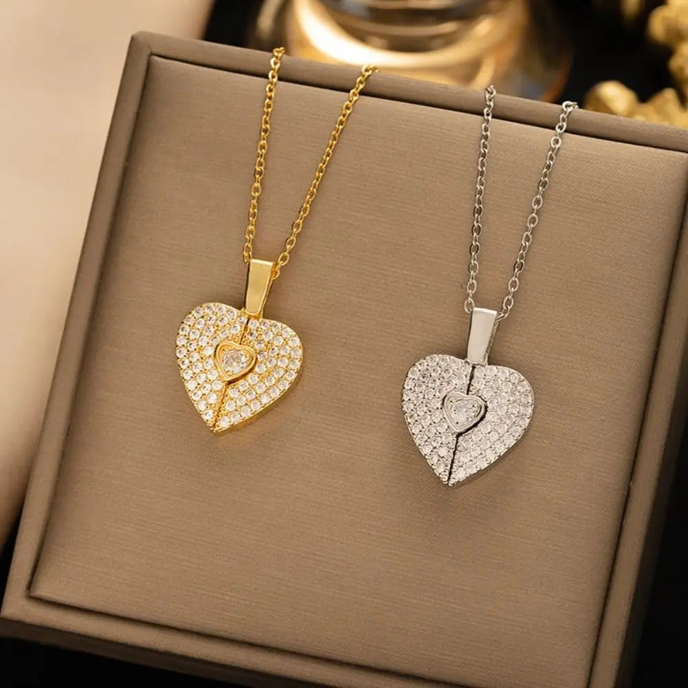Elegant gold open close heart necklace