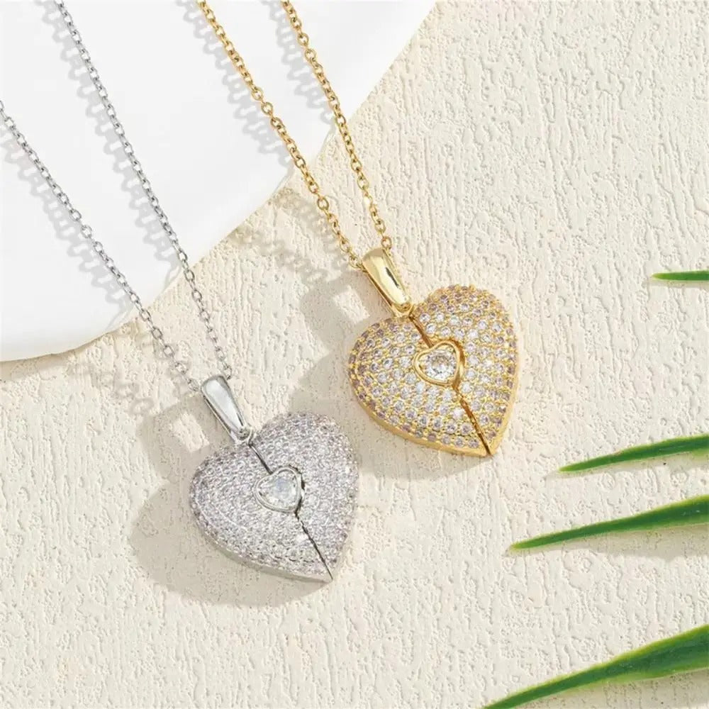 Elegant gold open close heart necklace