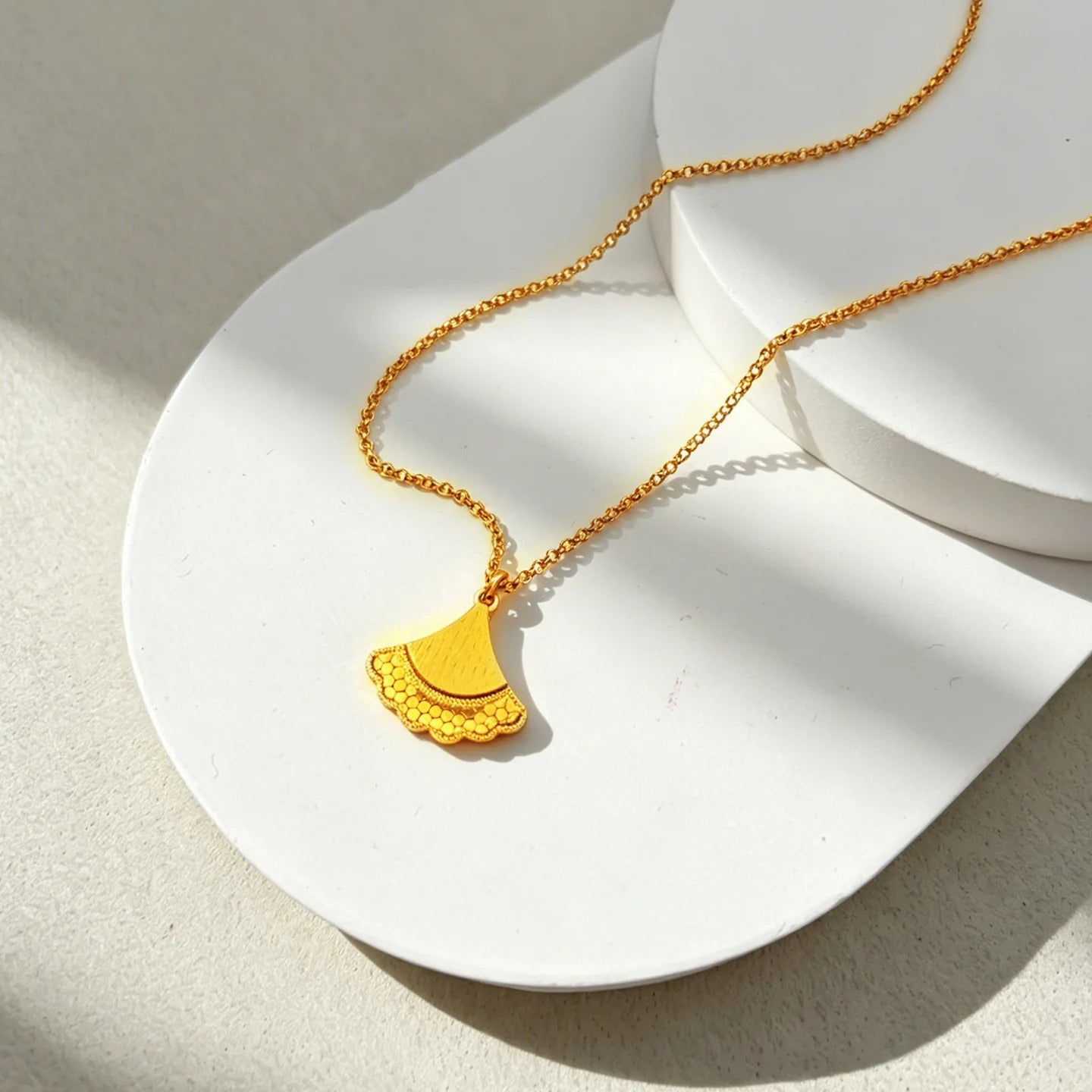Gold plated fan necklace
